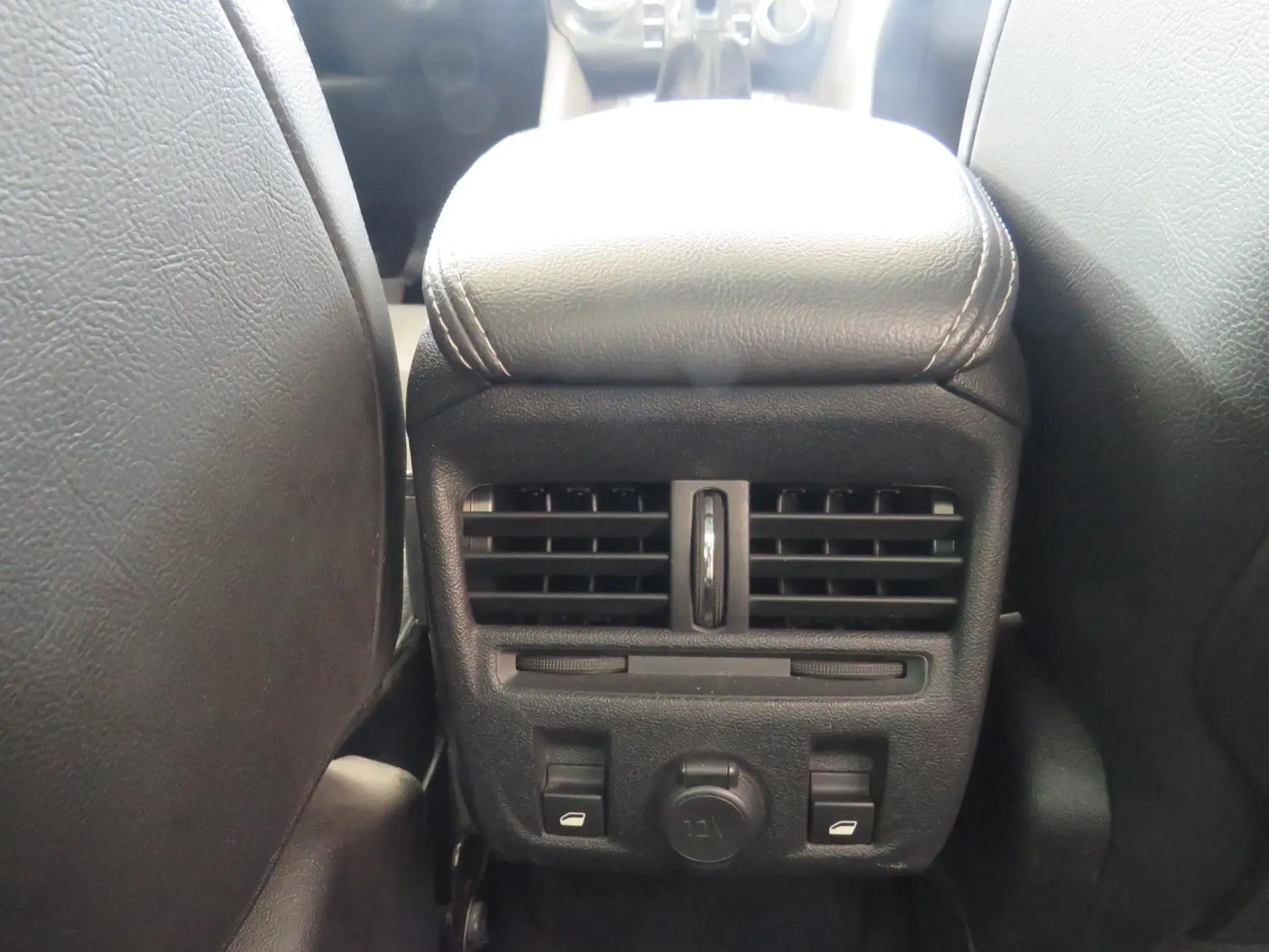 Citroën DS5 1.6 BlueHDi So Chic 32