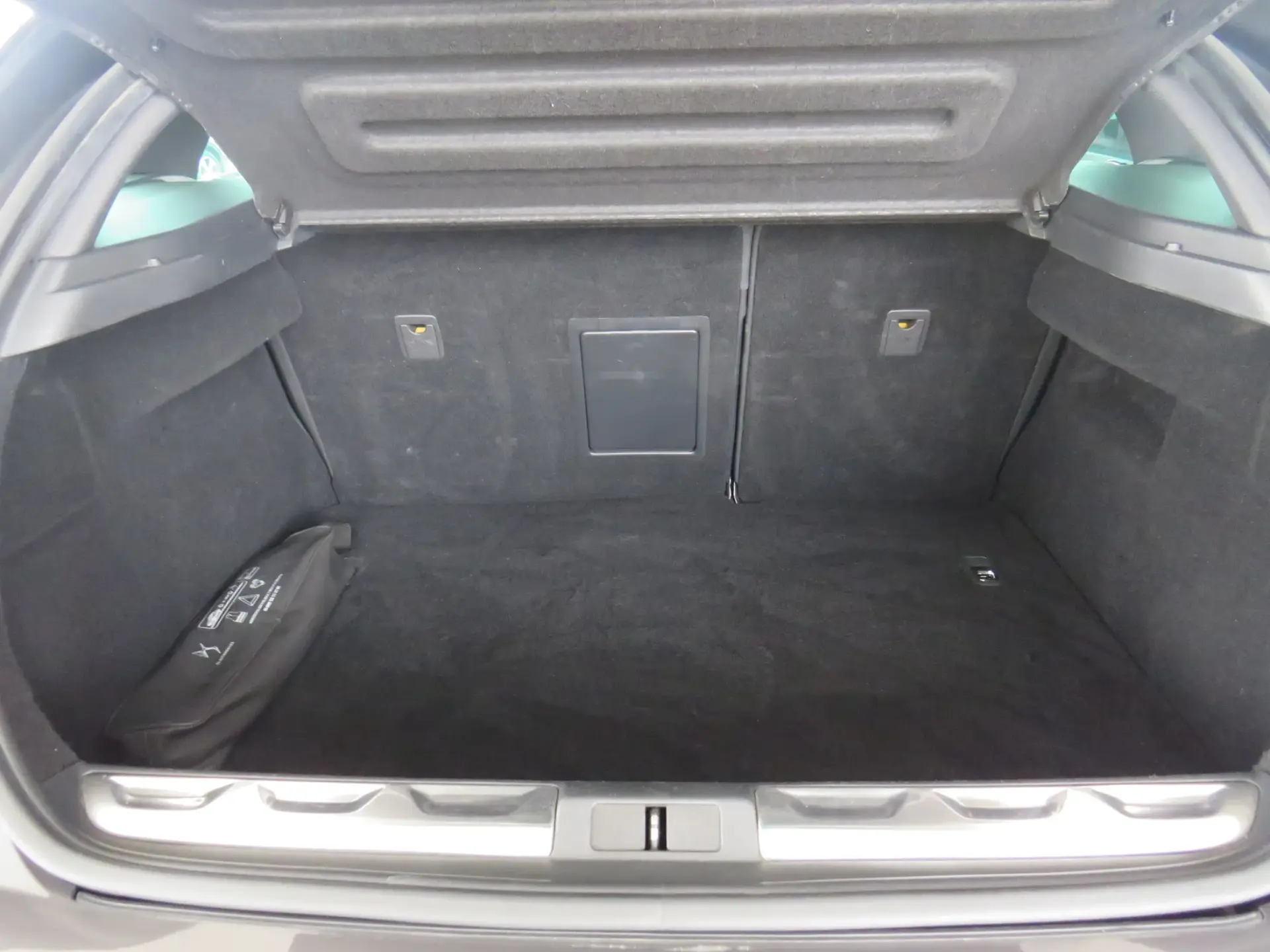 Citroën DS5 1.6 BlueHDi So Chic 38