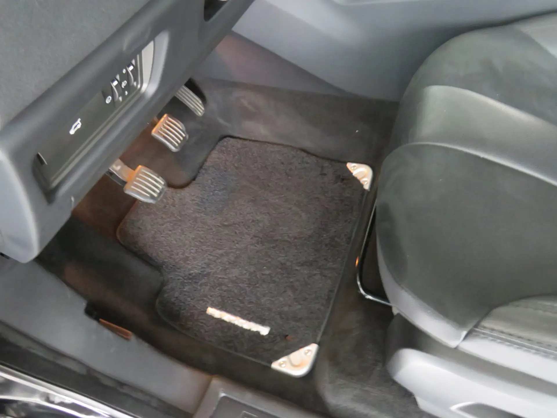 Land Rover Range Rover Evoque 2.2 TD4 Dynamic 30