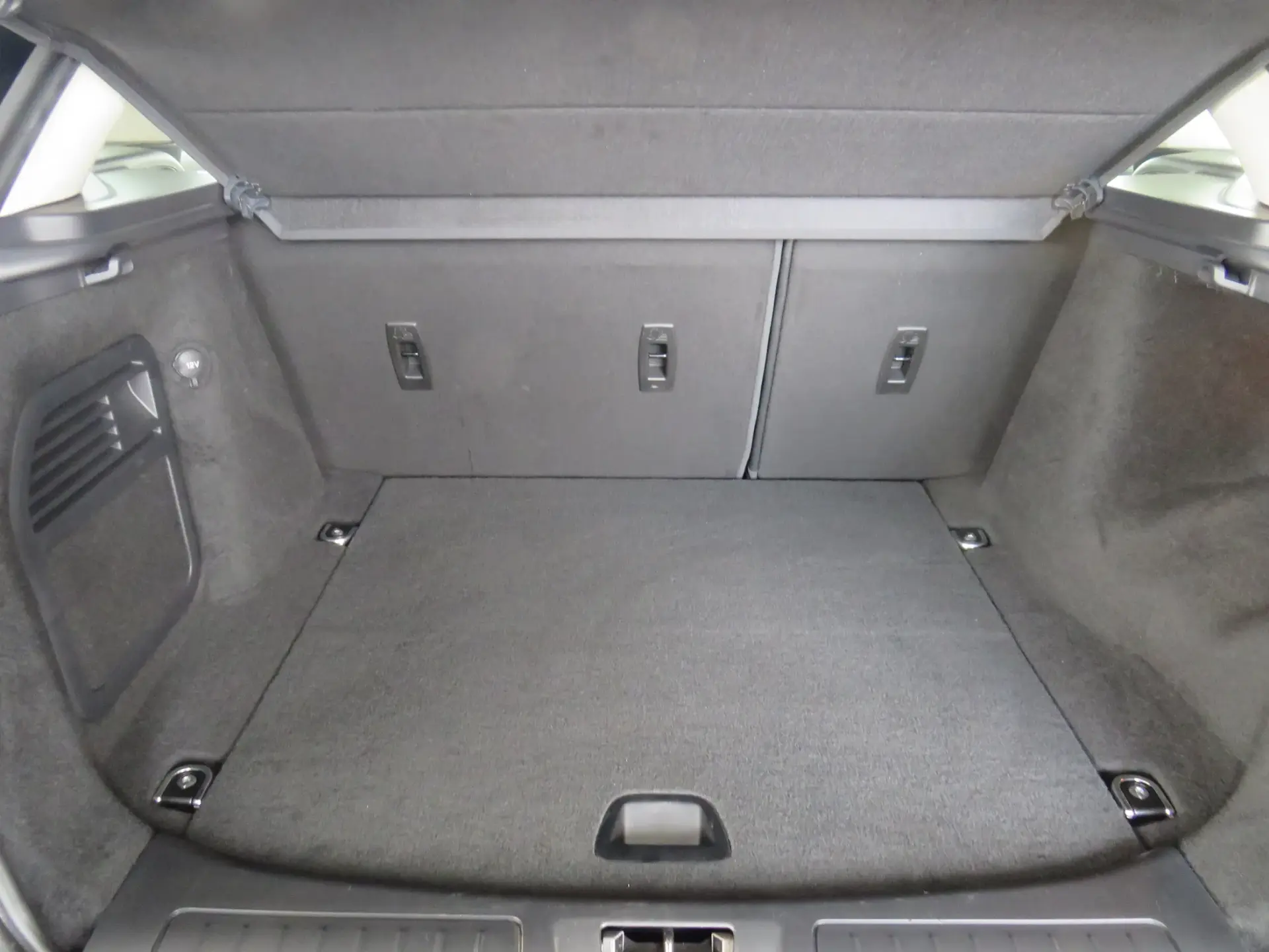 Land Rover Range Rover Evoque 2.2 TD4 Dynamic 38