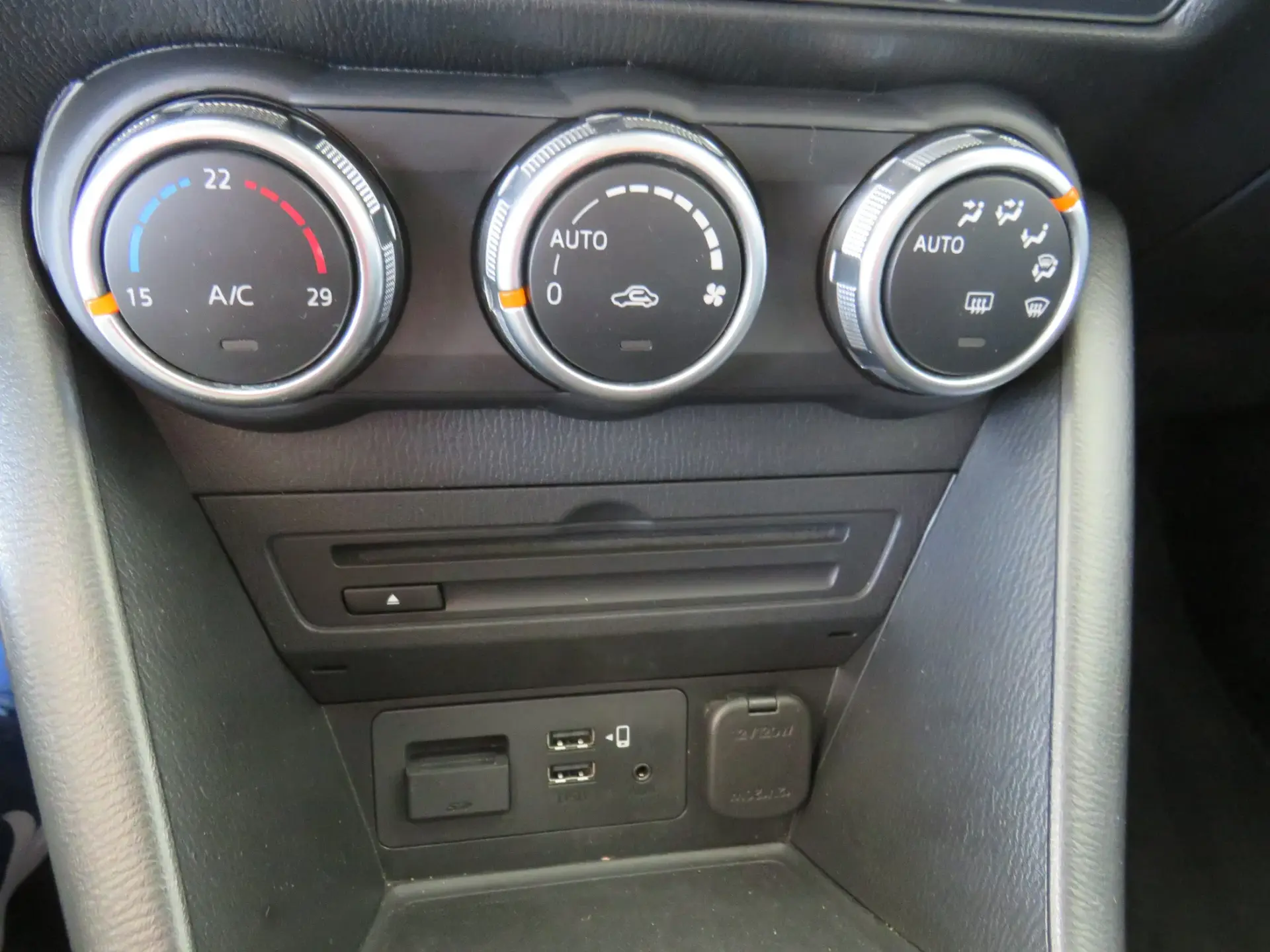 Mazda CX-3 CX3-SKYACTIV-D 15