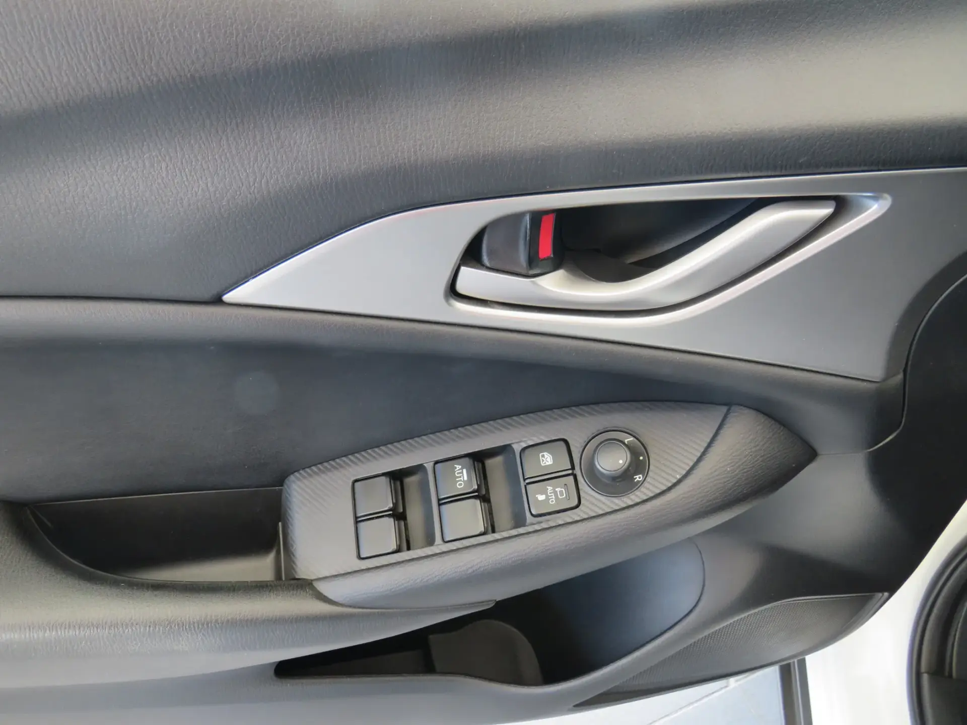 Mazda CX-3 CX3-SKYACTIV-D 17