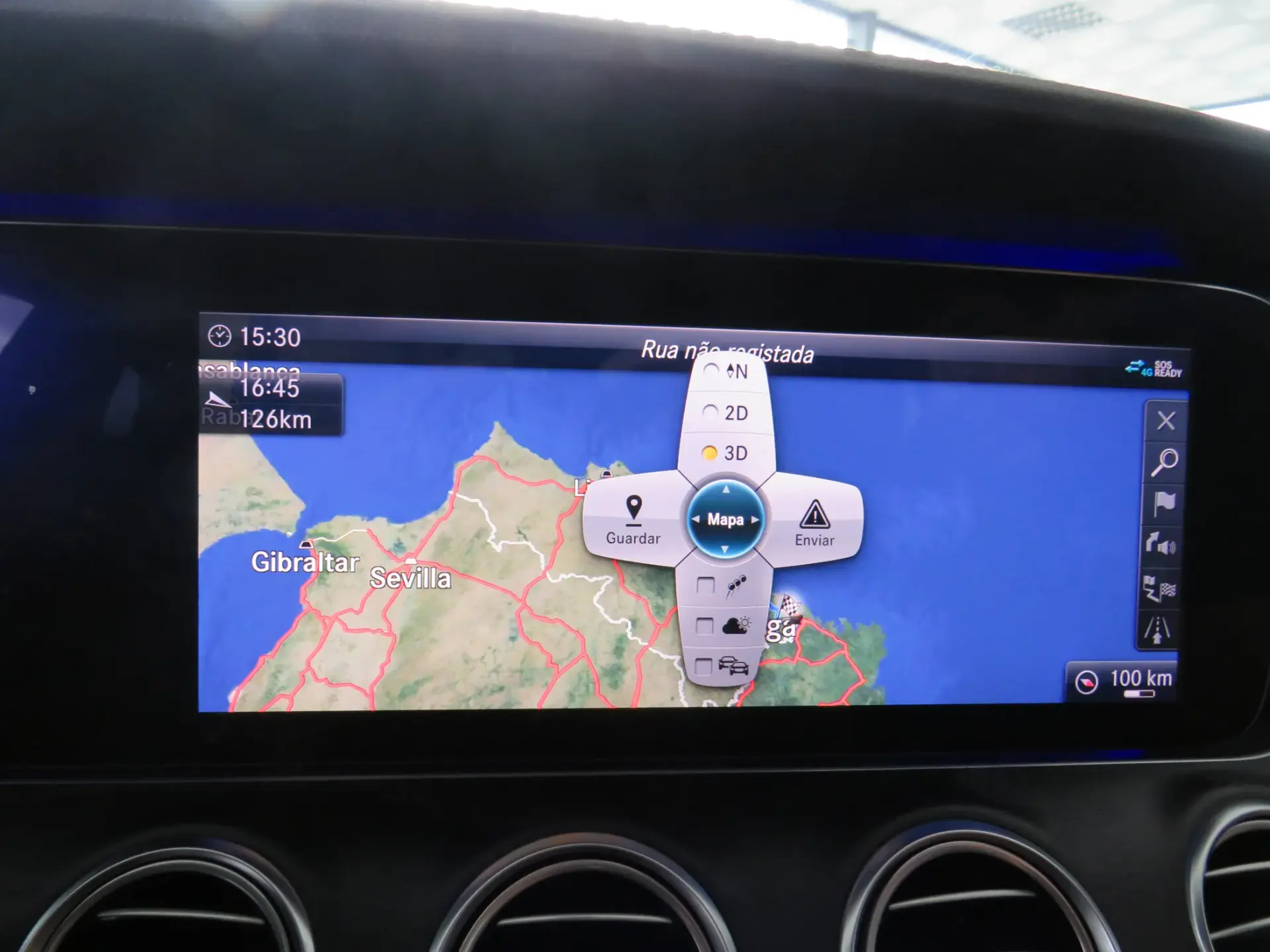 Mercedes-Benz E 300 de AMG Line 18