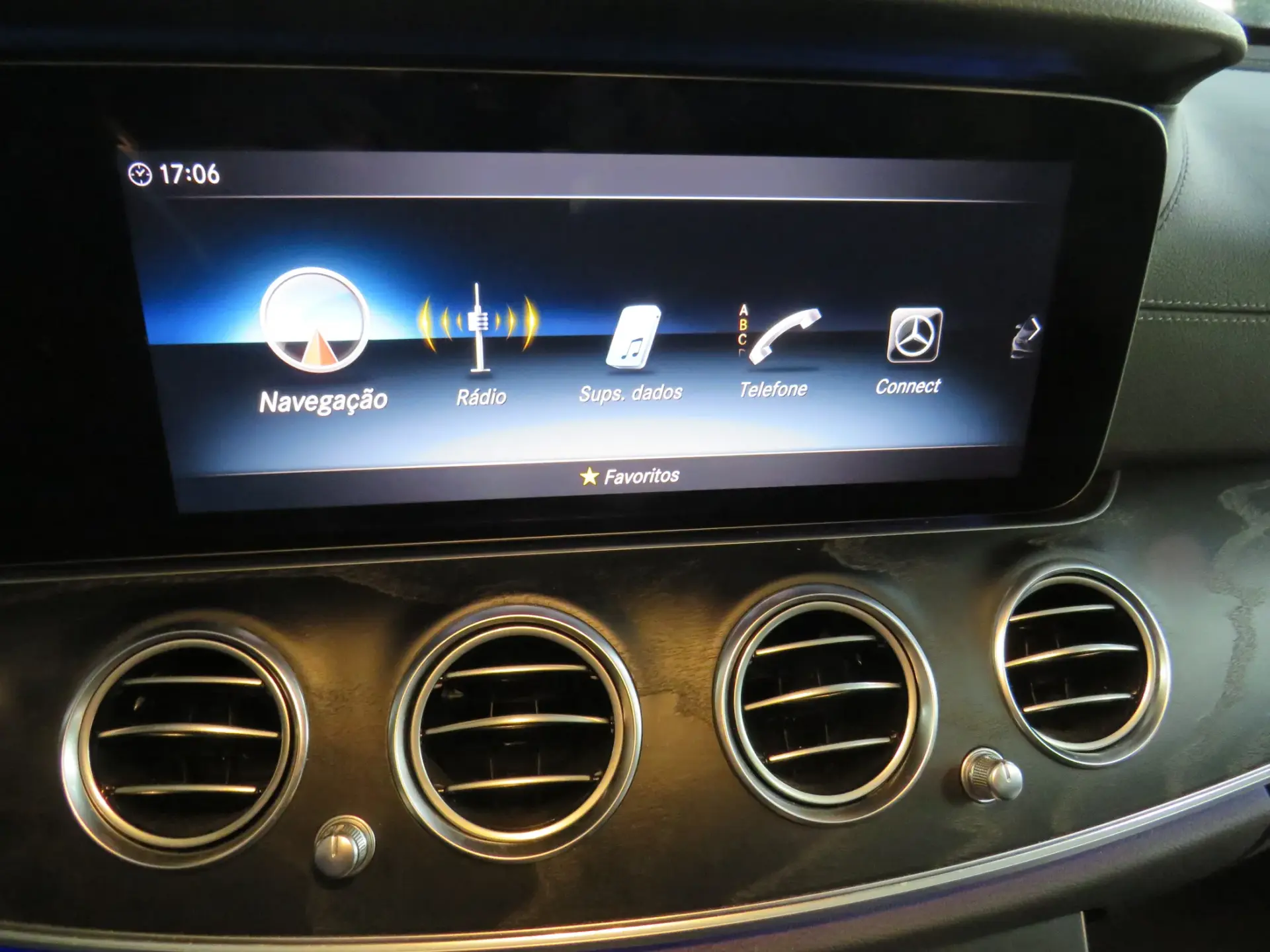 Mercedes-Benz E 300 de AMG Line 20