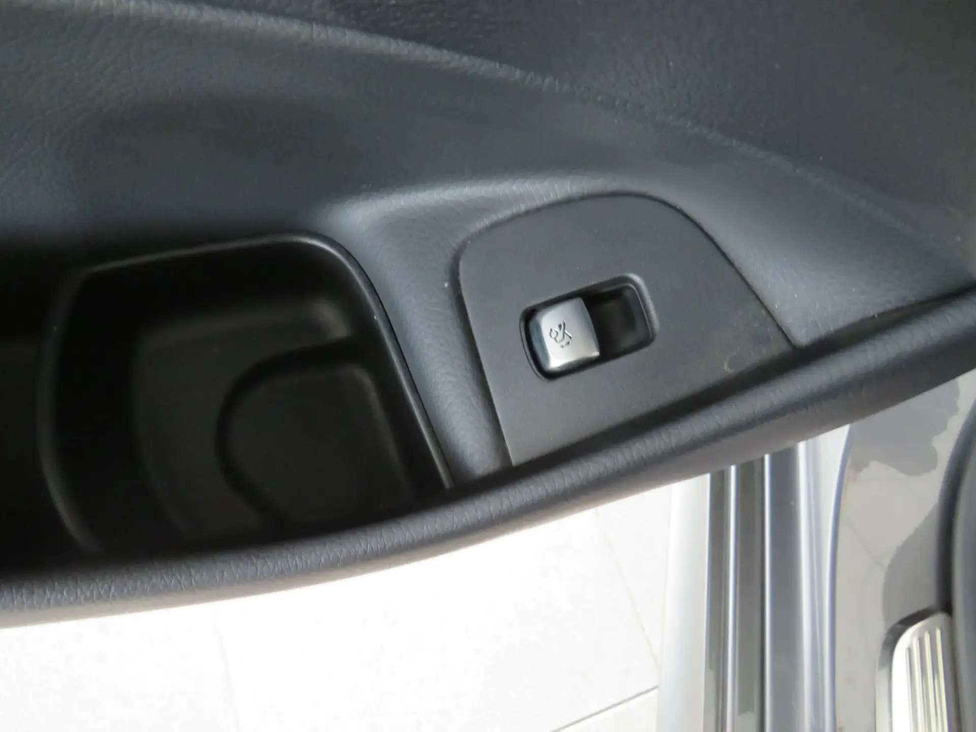 Mercedes-Benz E 300 de AMG Line 48