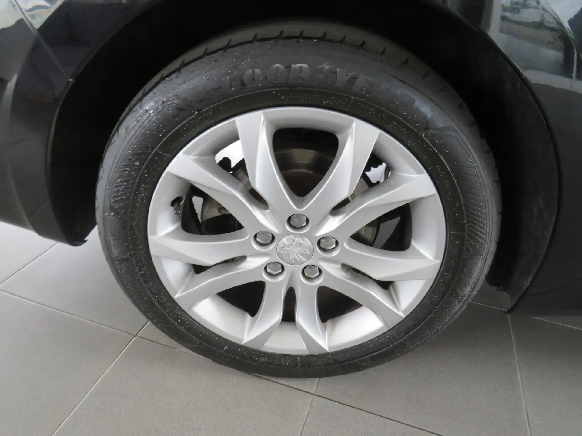 Peugeot 508 SW 2.0 BlueHDi Allure 27