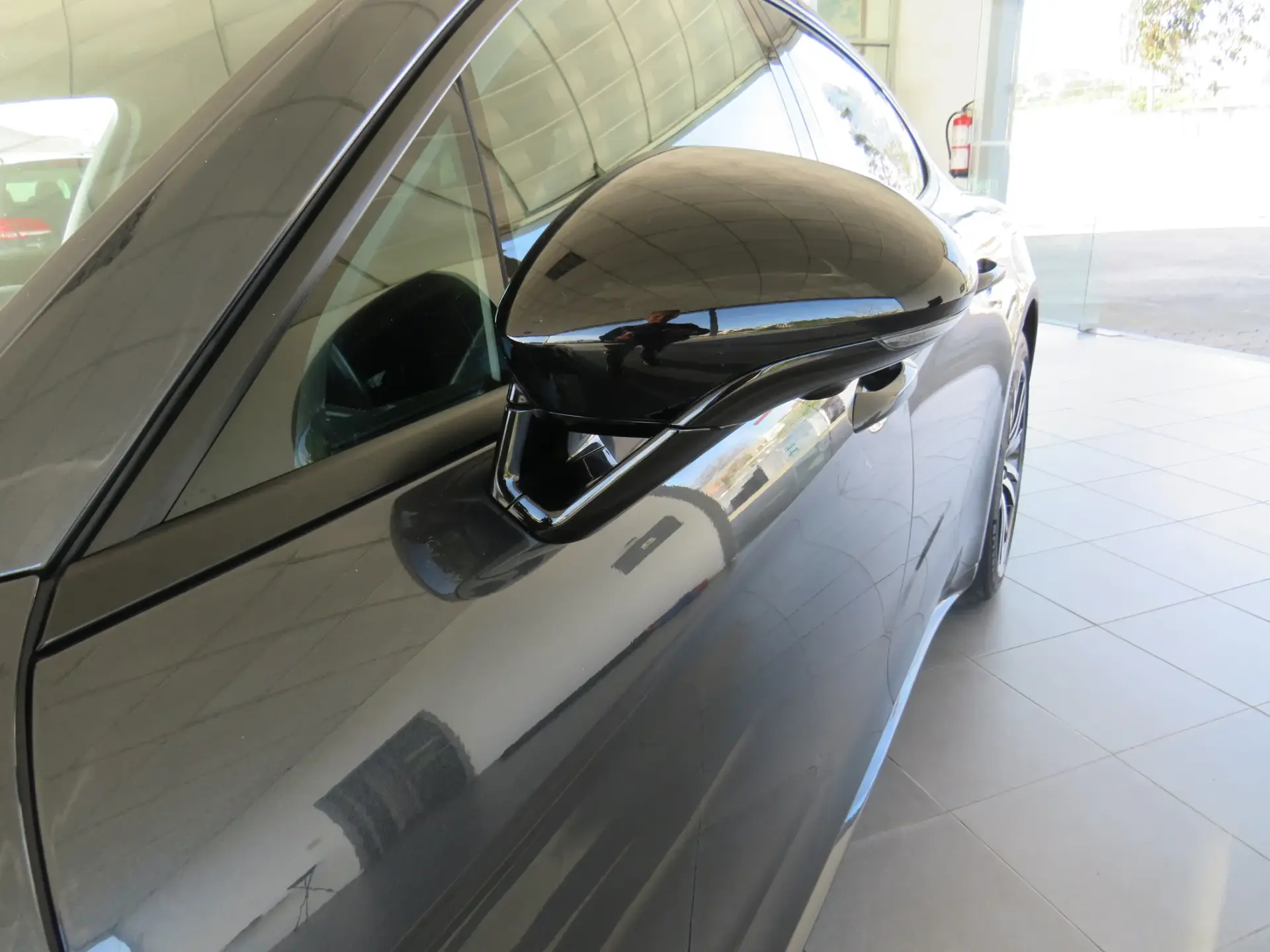 Porsche Panamera 4 E-Hybrid 11