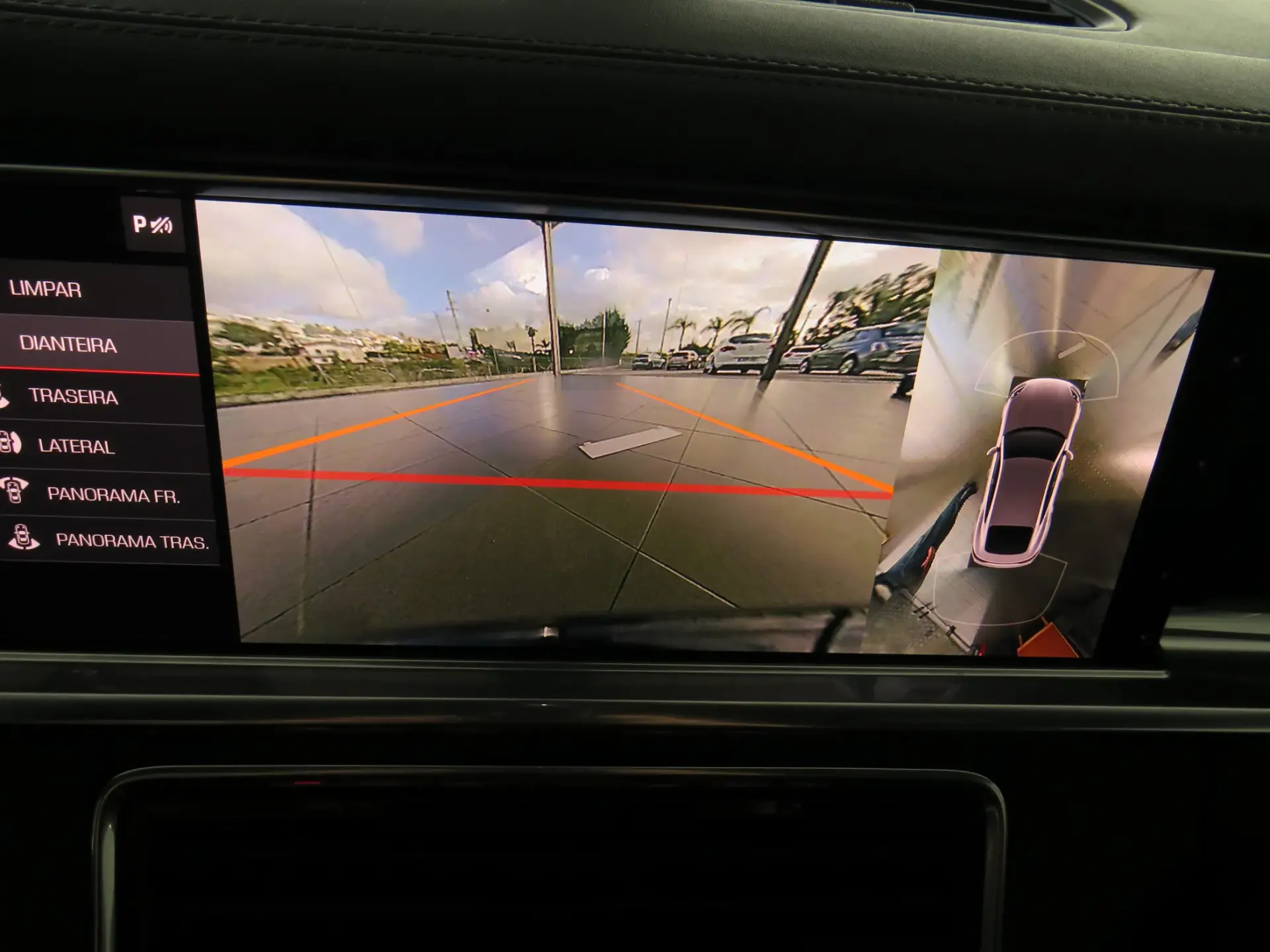 Porsche Panamera 4 E-Hybrid 16