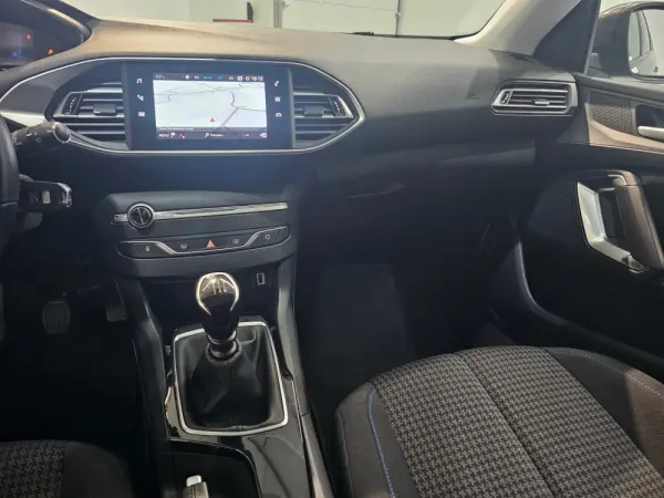 Peugeot 308 SW 1.5 BlueHDi Style 15