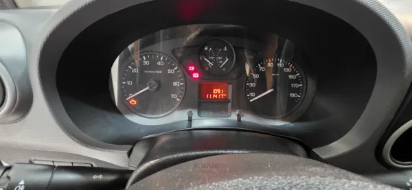 Peugeot Partner L1 1.6 HDI 3 lugares - IVA dedutivel 7