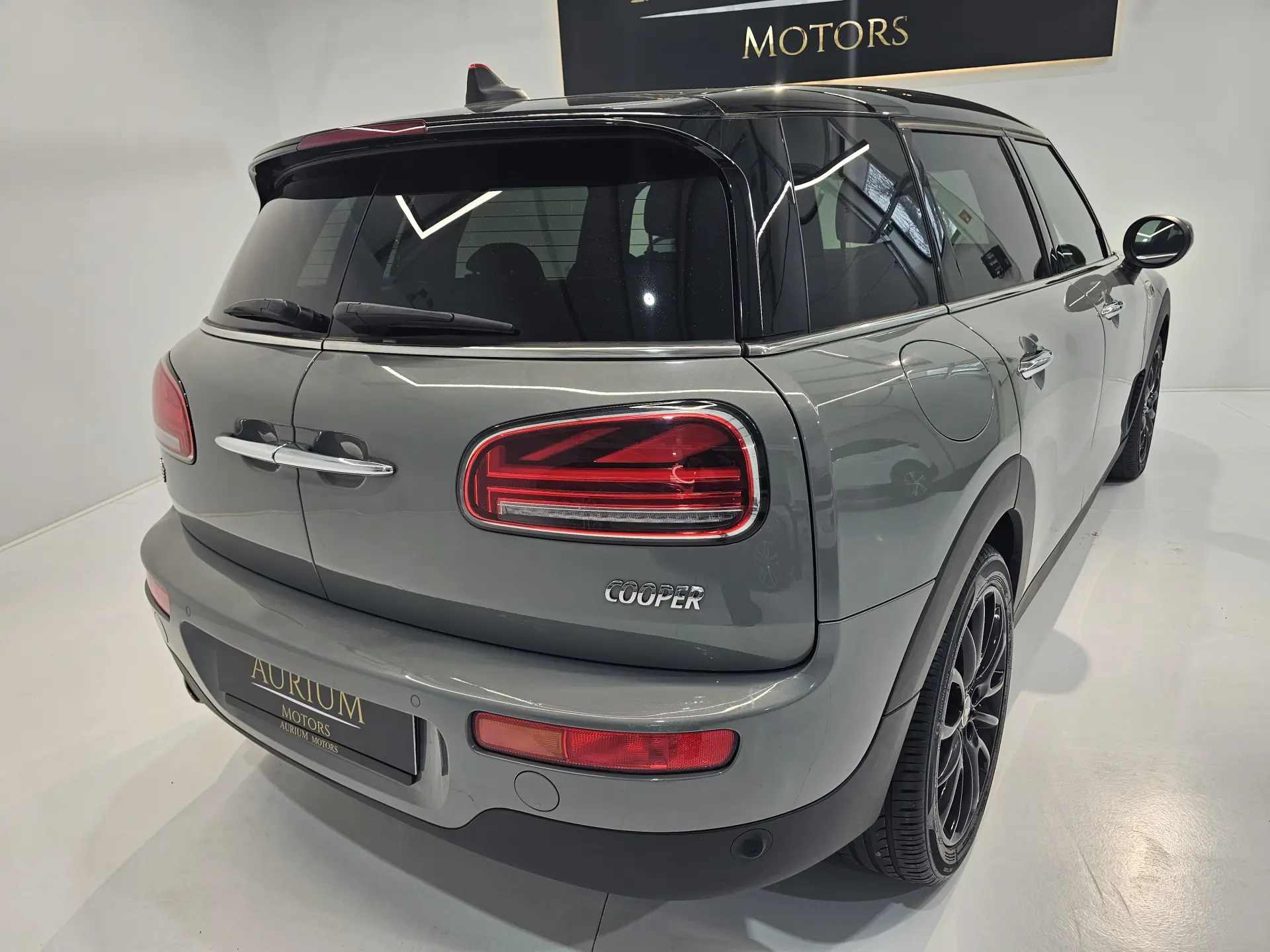 MINI Clubman Cooper Auto 12