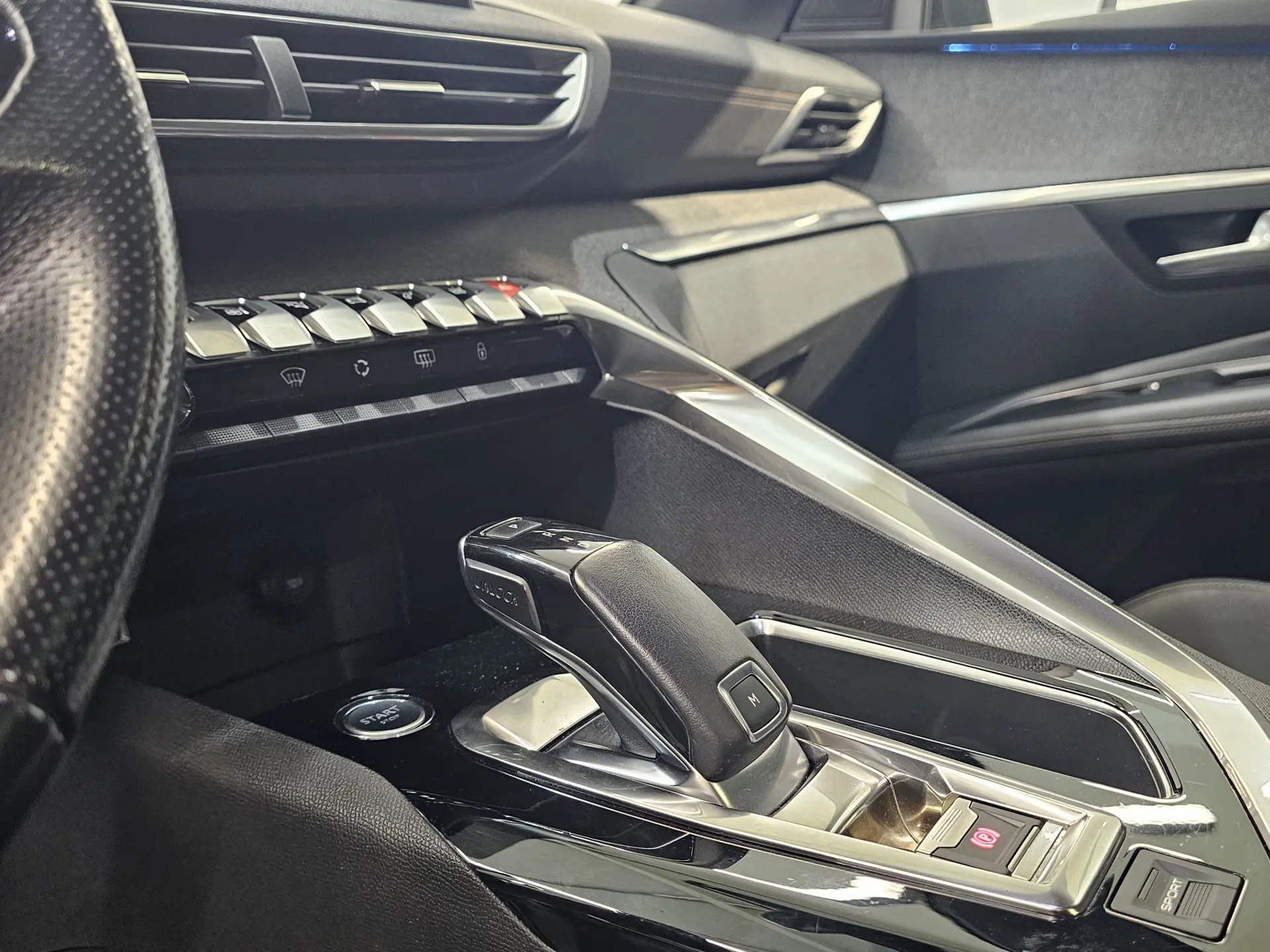 Peugeot 3008 1.6 BlueHDi GT Line EAT6 15