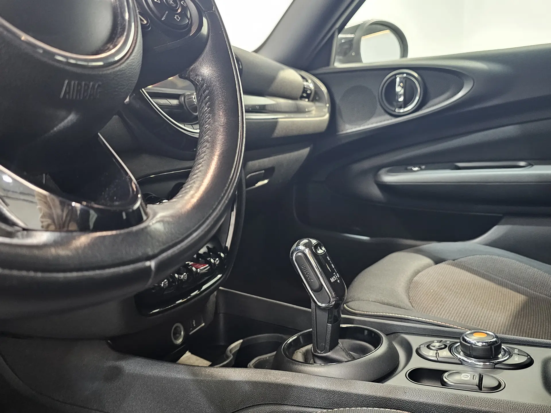 MINI Clubman Cooper Auto 28