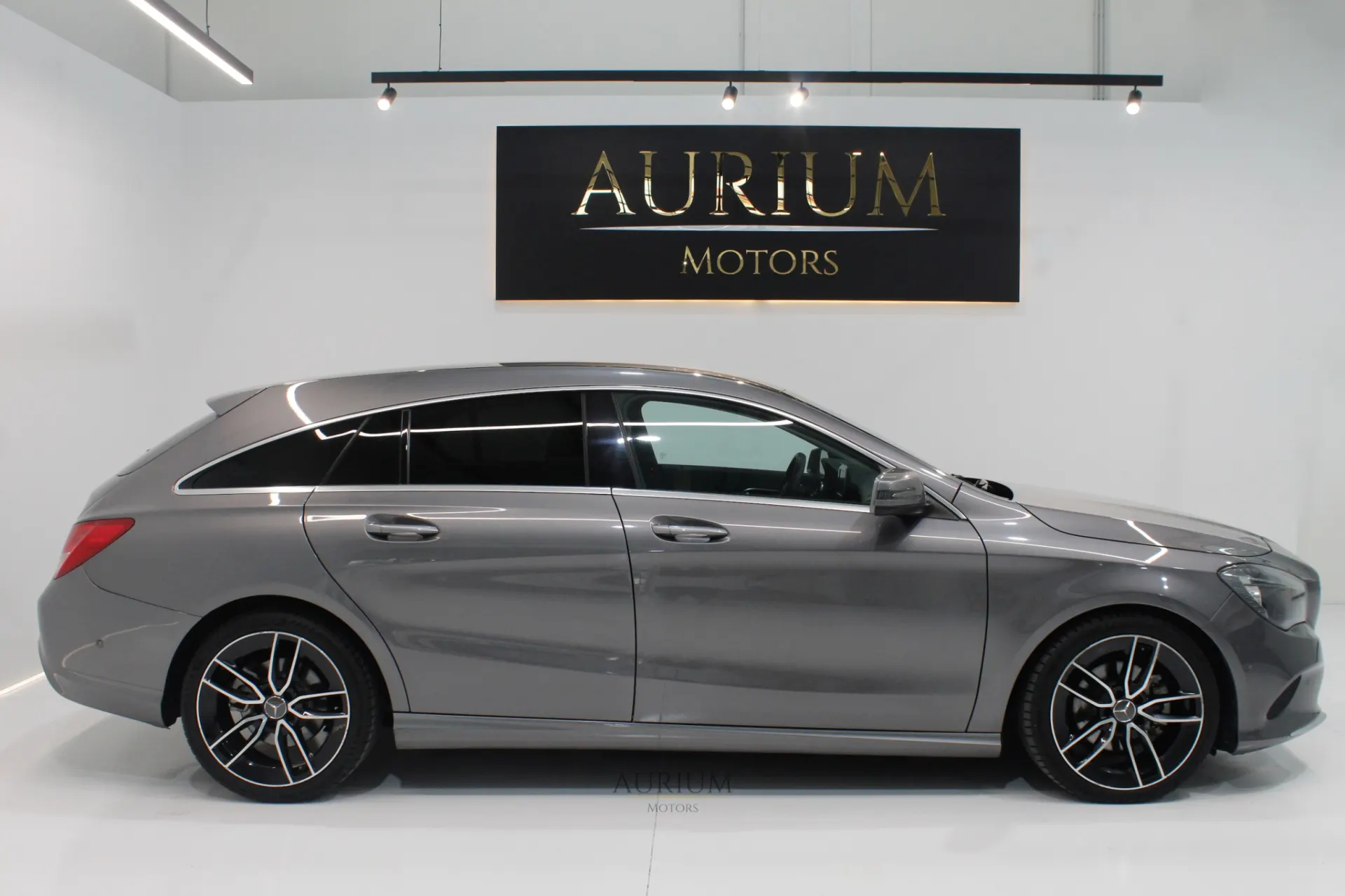 Mercedes-Benz CLA 200 2