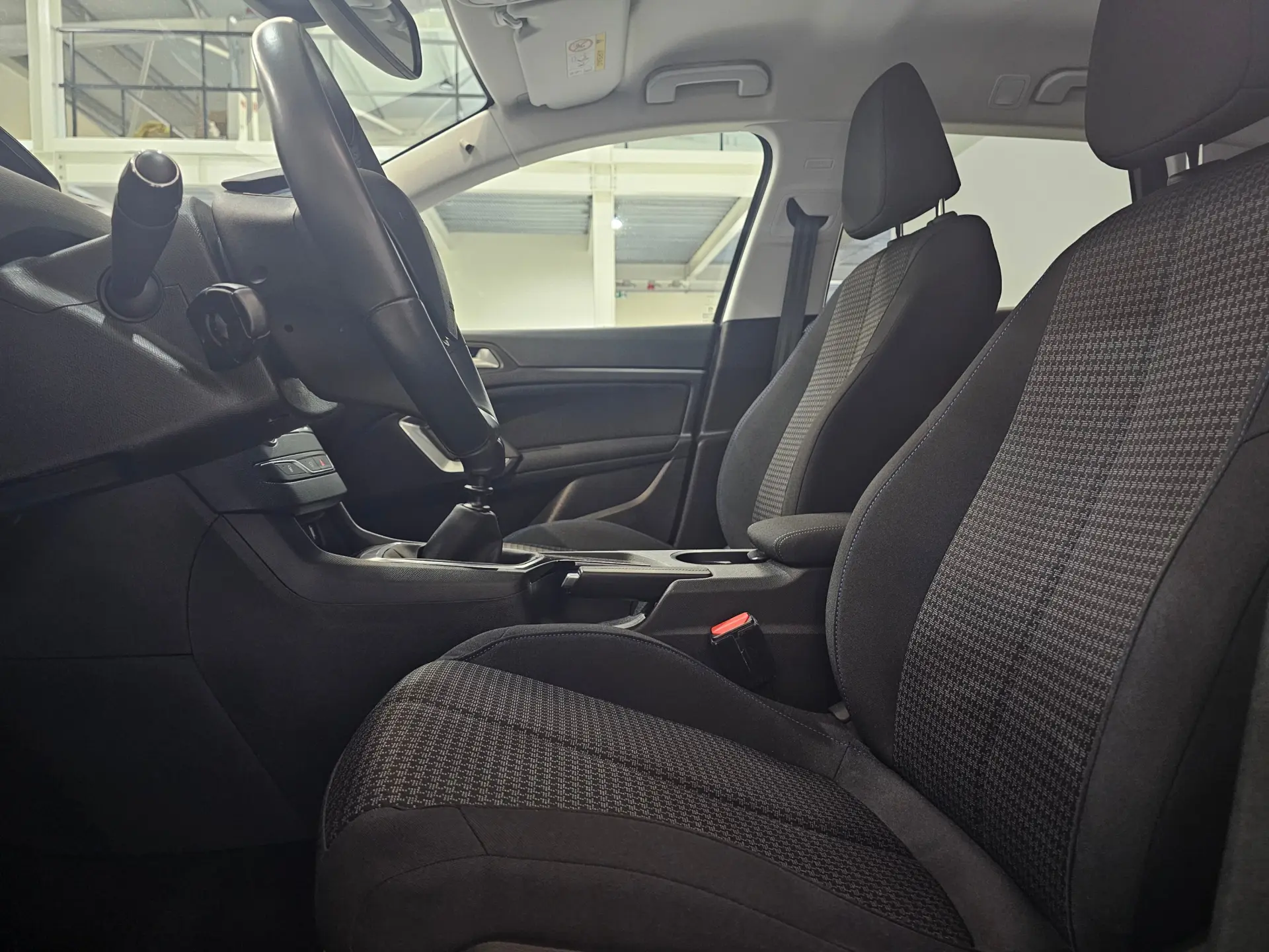 Peugeot 308 SW 1.5 BlueHDi Style 16