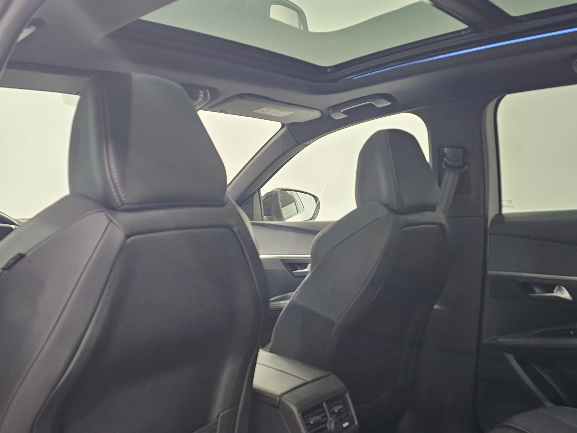 Peugeot 3008 1.6 BlueHDi GT Line EAT6 21