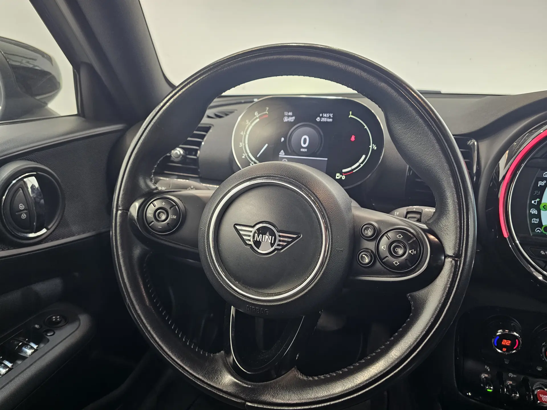 MINI Clubman Cooper Auto 25