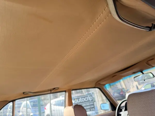 Mercedes-Benz 300 D 18