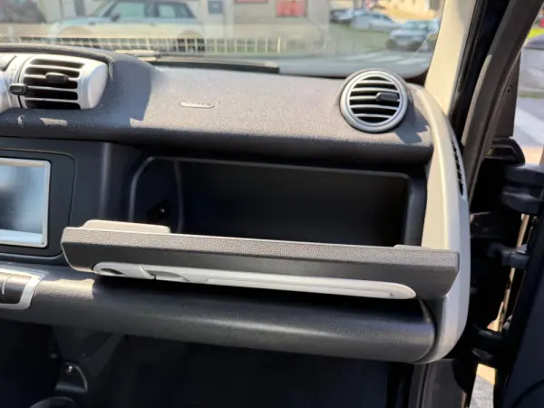 Smart ForTwo Coupé 1.0 mhd Pure 71 18