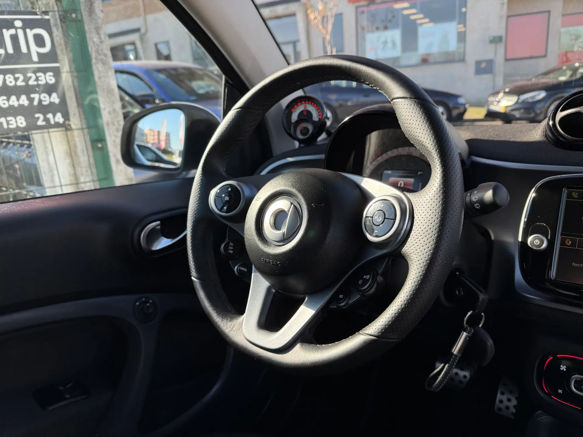 Smart ForTwo Coupé EQ Passion 13