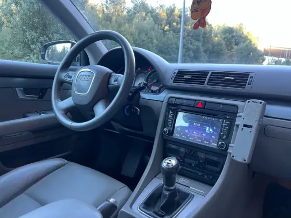 Audi A4 Avant 2.0 TDi Exclusive 11