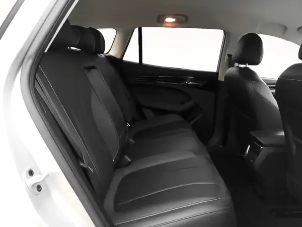 MG MG5 61 kWh Luxury 11