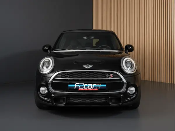 MINI 5 Portas Cooper SD Auto 2