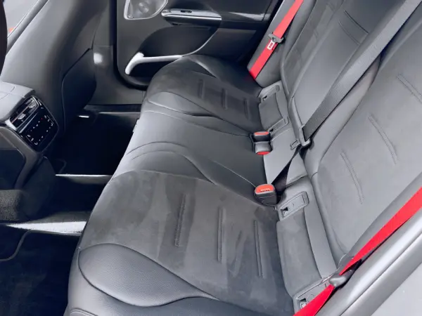 Mercedes-Benz EQE 350 AMG 10