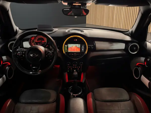 MINI 5 Portas Cooper SD Auto 7