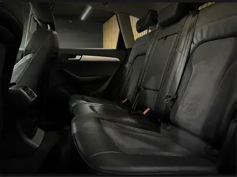 Audi Q5 2.0 TDi Sport 11