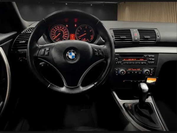 BMW 123 D CABRIO AUTO 11