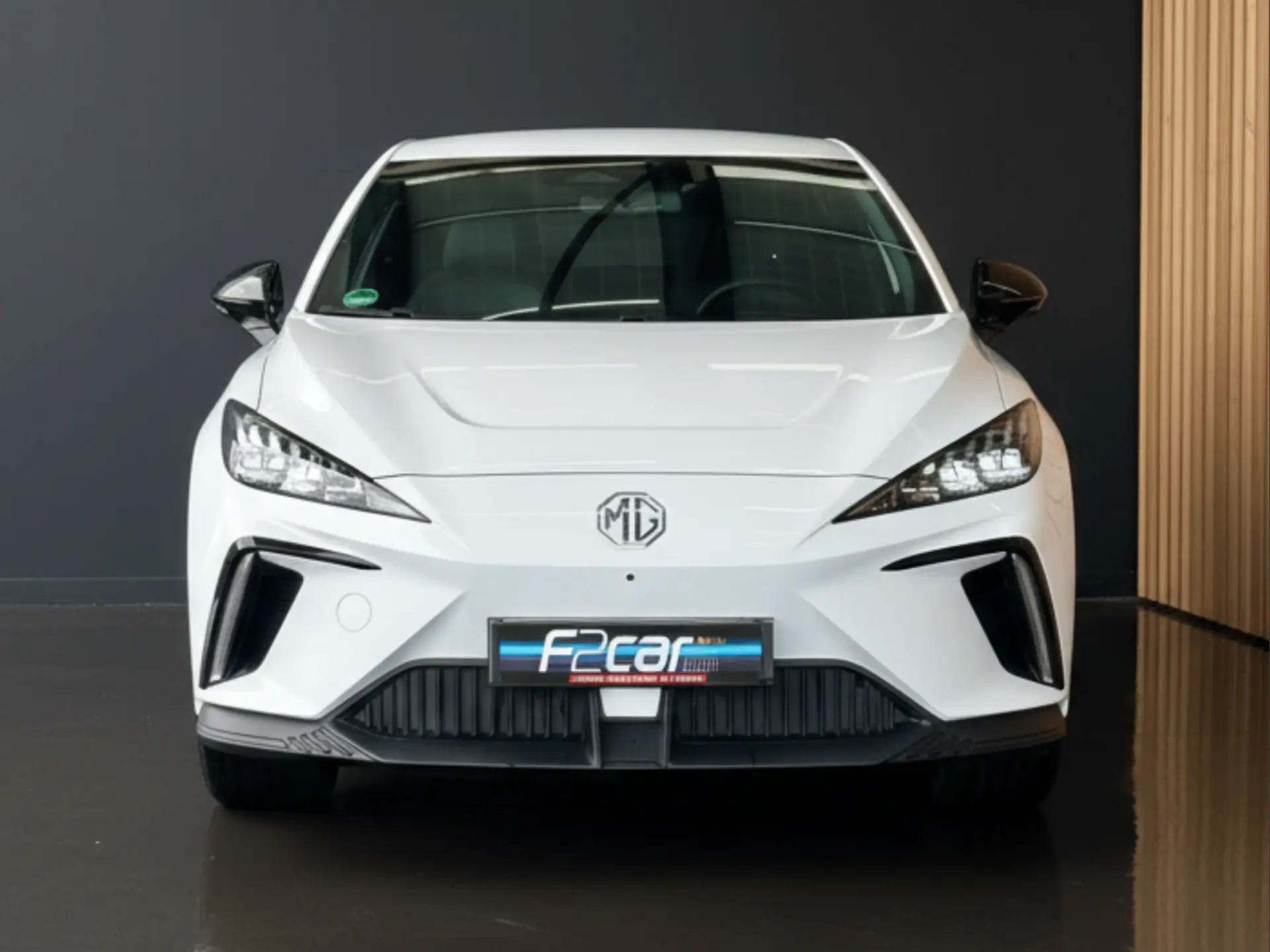 MG MG4 64 kWh Luxury 2