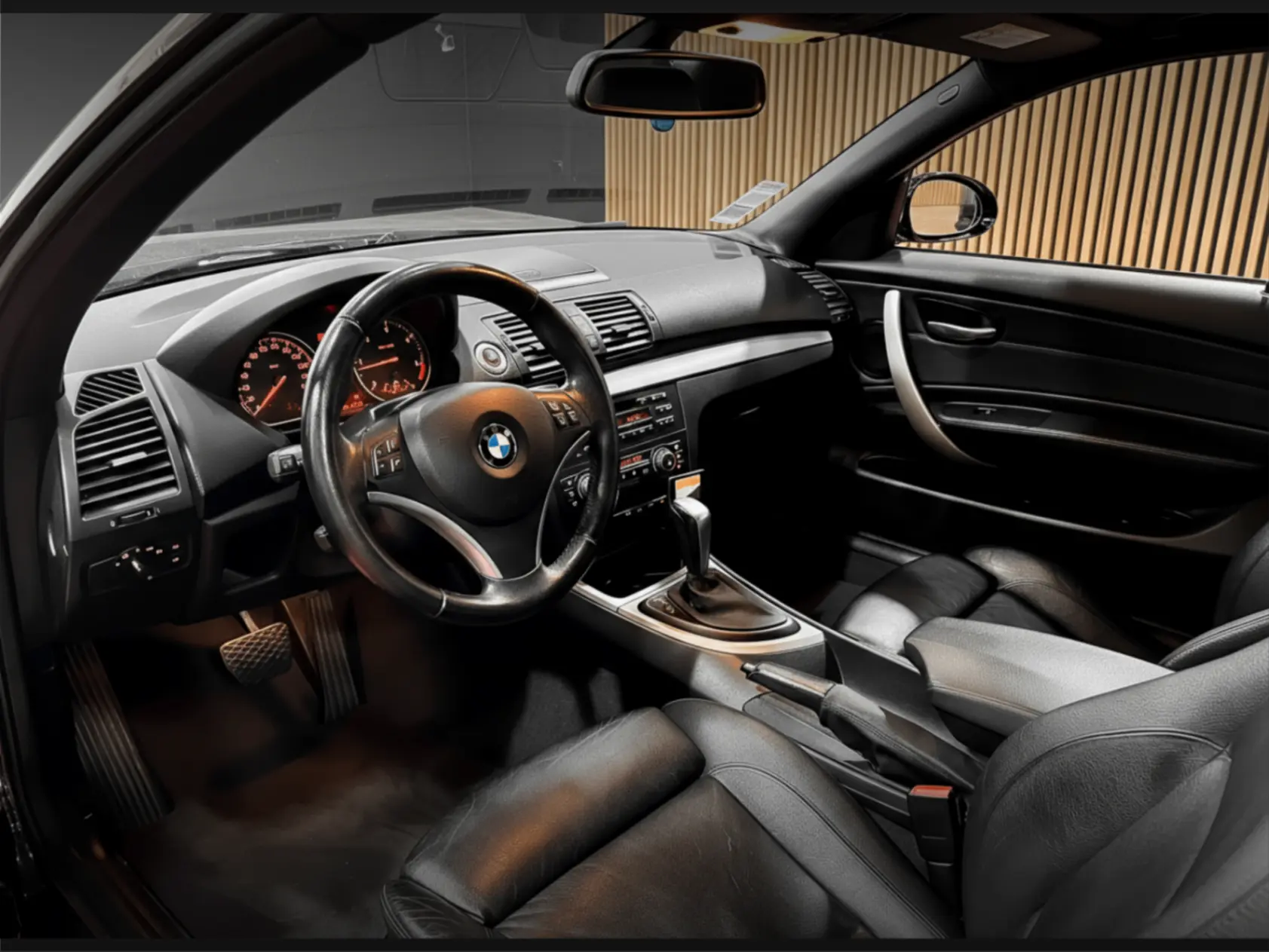 BMW 123 D CABRIO AUTO 10