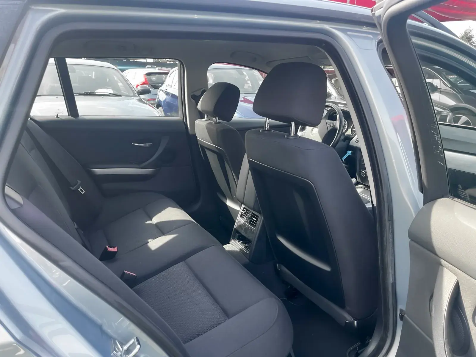 BMW 320 i Edition Exclusive 10