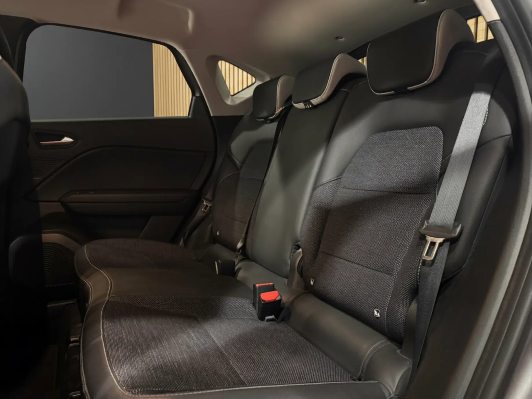 Renault Captur E-TECH 160 E-Tech engineered 11