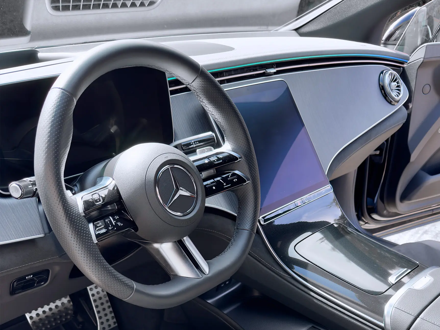 Mercedes-Benz EQE 350 AMG 5