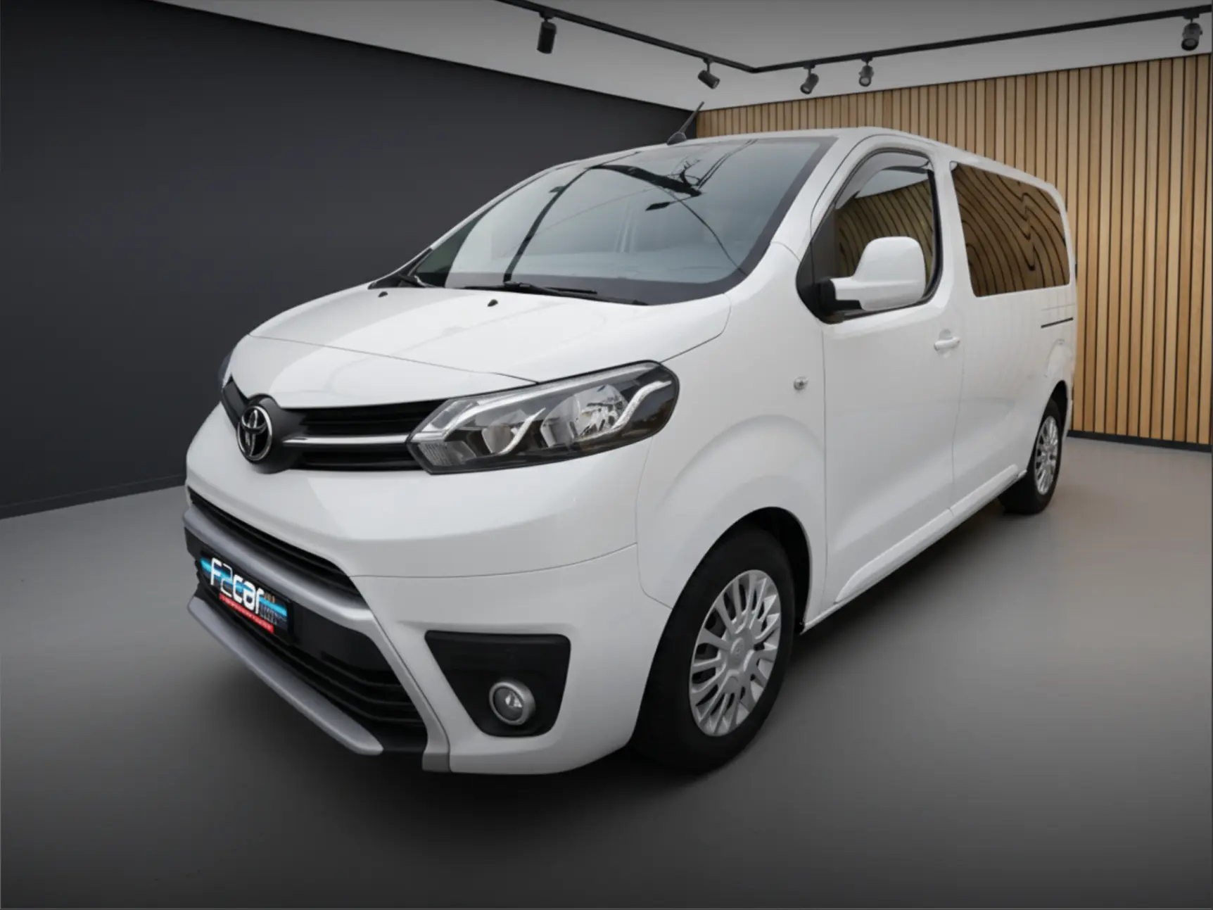 Toyota Proace Verso 1.6 D-4D L1 Shuttle 9L 1