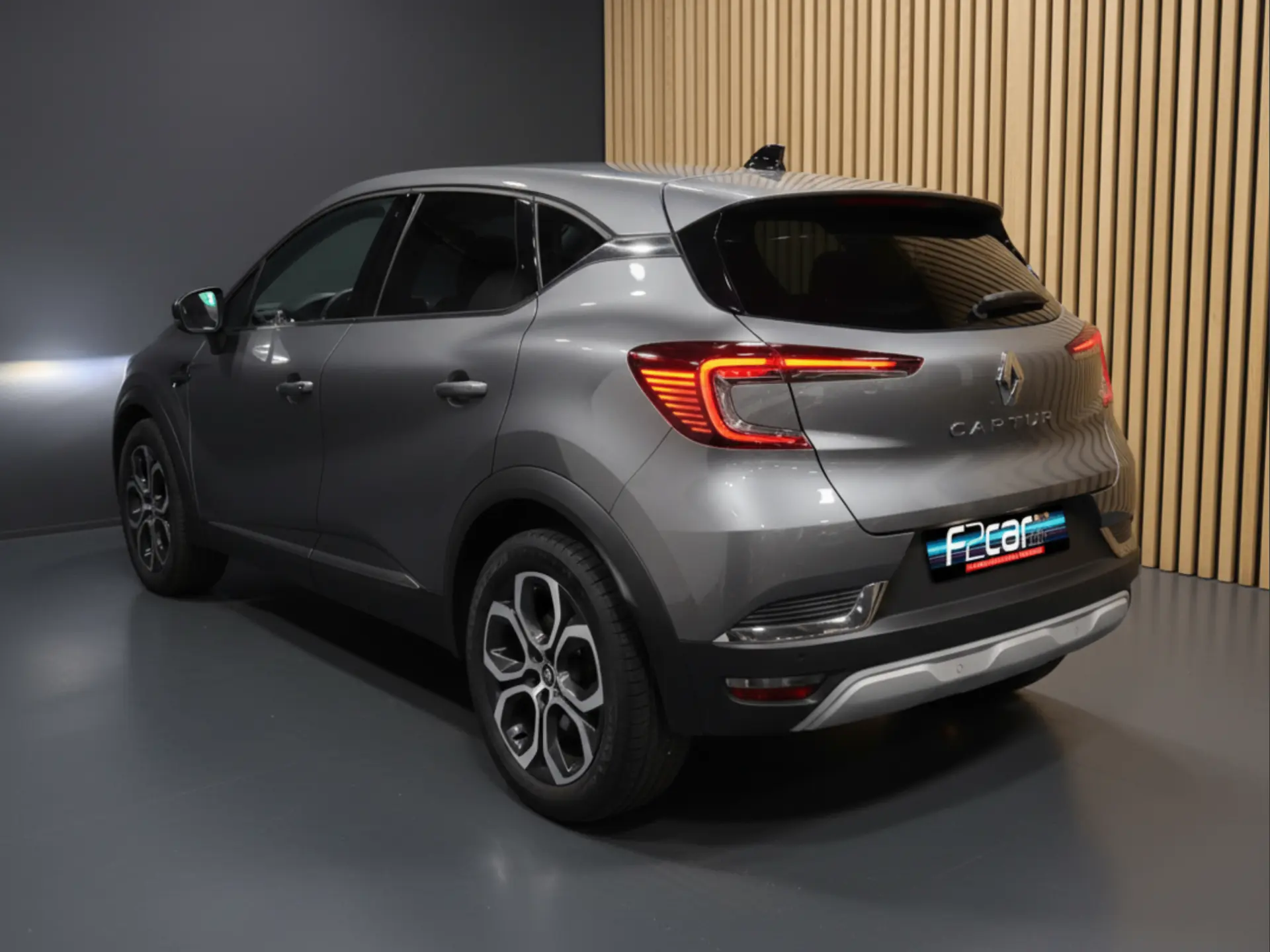 Renault Captur E-TECH 160 E-Tech engineered 6