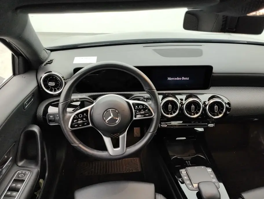 Mercedes-Benz A 180 d Business Solutions Aut. 2