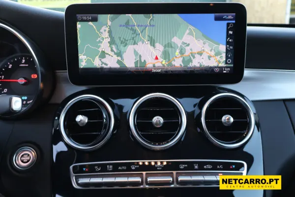 Mercedes-Benz C 300 AMG line 8