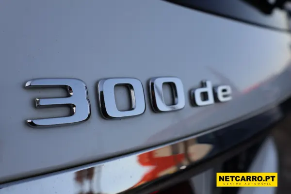 Mercedes-Benz C 300 AMG line 19