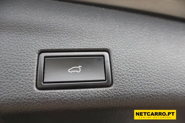 Volkswagen Sharan 2.0 TDI Highline DSG 18