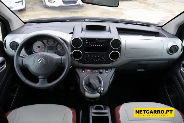 Citroën Berlingo Outro 5