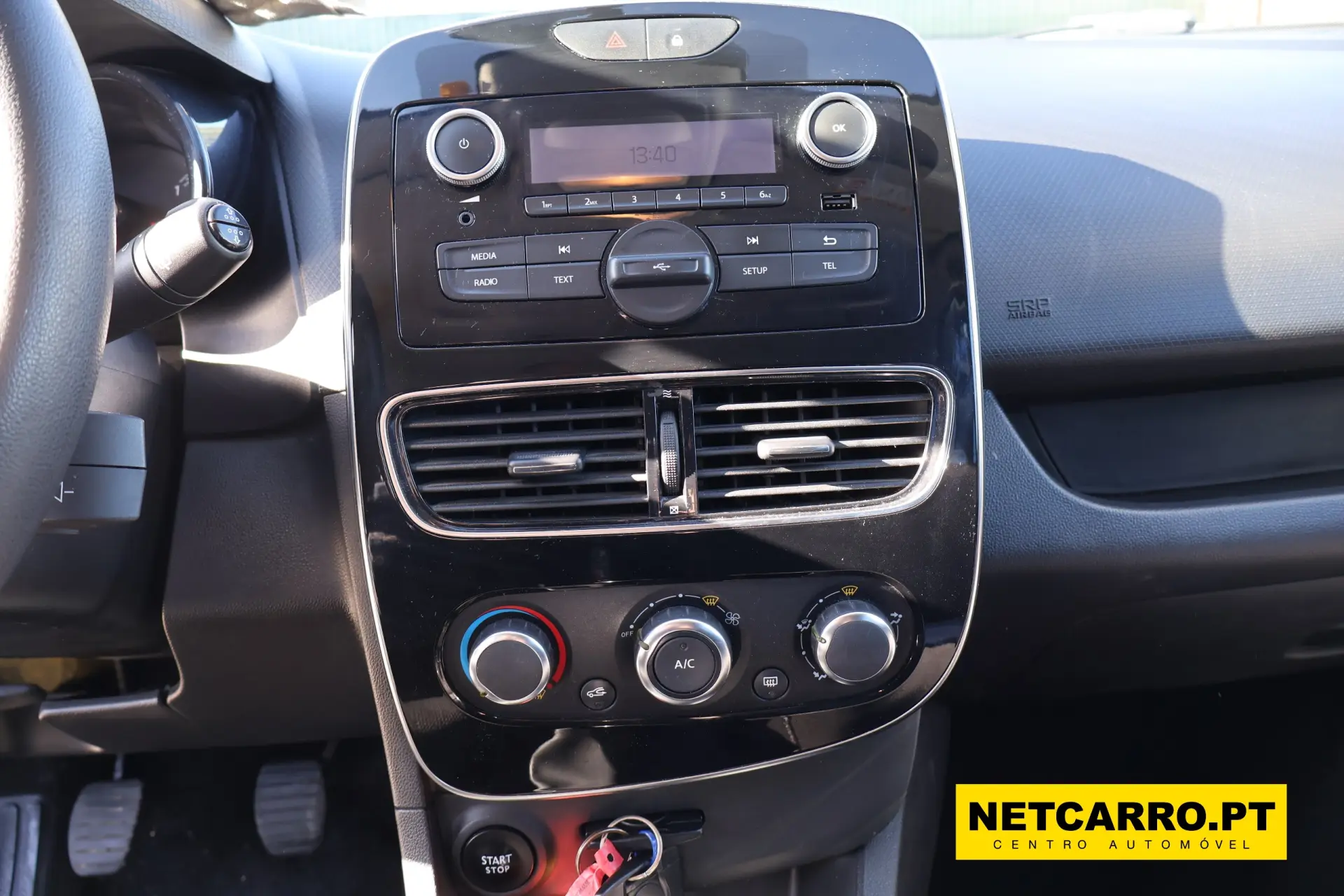 Renault Clio Outro 8