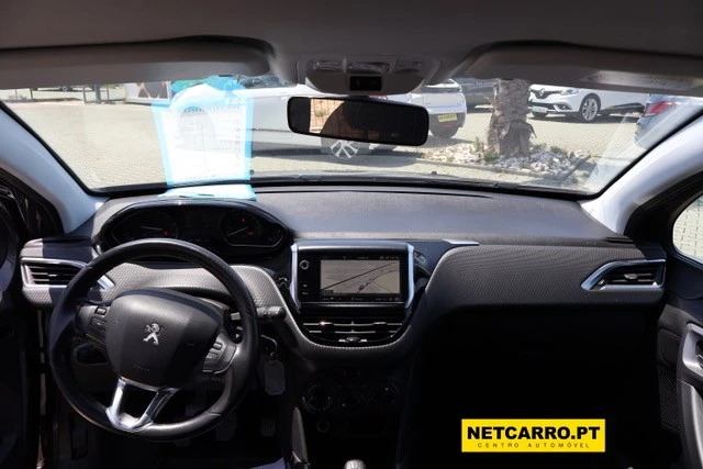 Peugeot 2008 1.6 e-HDi Active 5