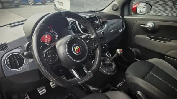 Abarth 595C 1.4 T-Jet 16
