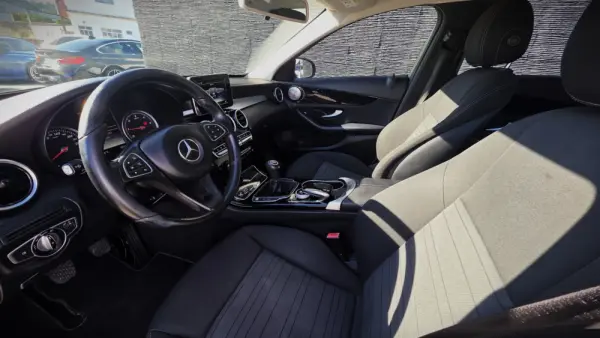 Mercedes-Benz C 180 BlueTEC Avantgarde 9