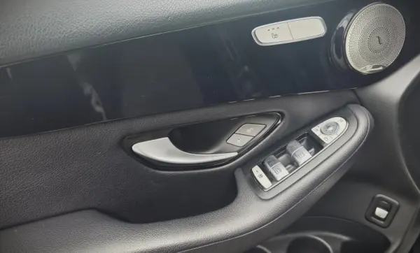 Mercedes-Benz GLC 250 d 4-Matic 16