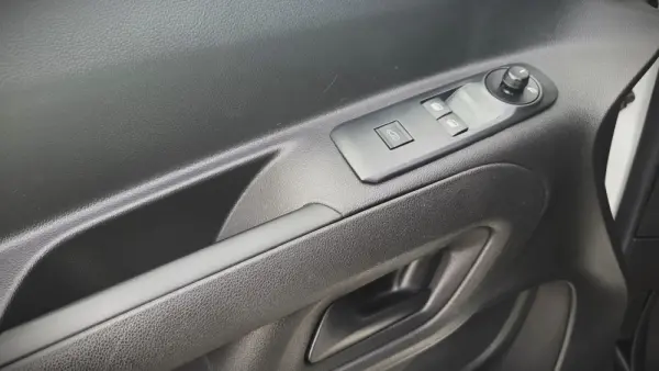 Peugeot Partner 1.5 BlueHDi Pro Standard 16