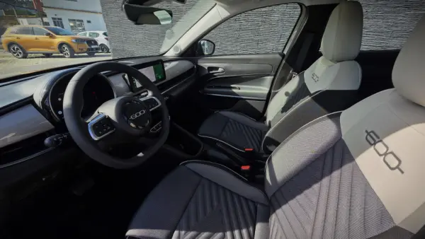 Fiat 600 1.2 Hybrid Sport 16